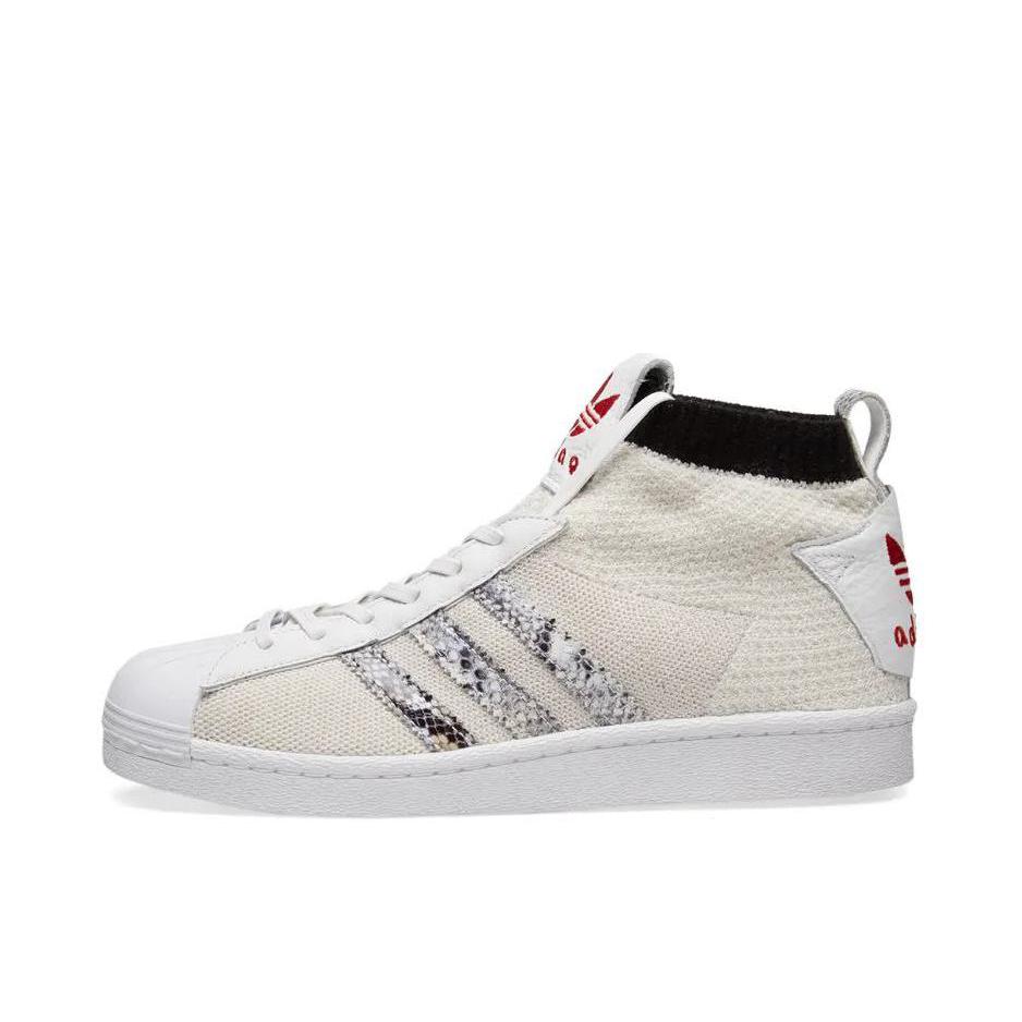 推荐商品：adidas Ultra Star 拼接休闲 轻便舒适 运动休闲鞋 White/Black U&S联名/蛇纹