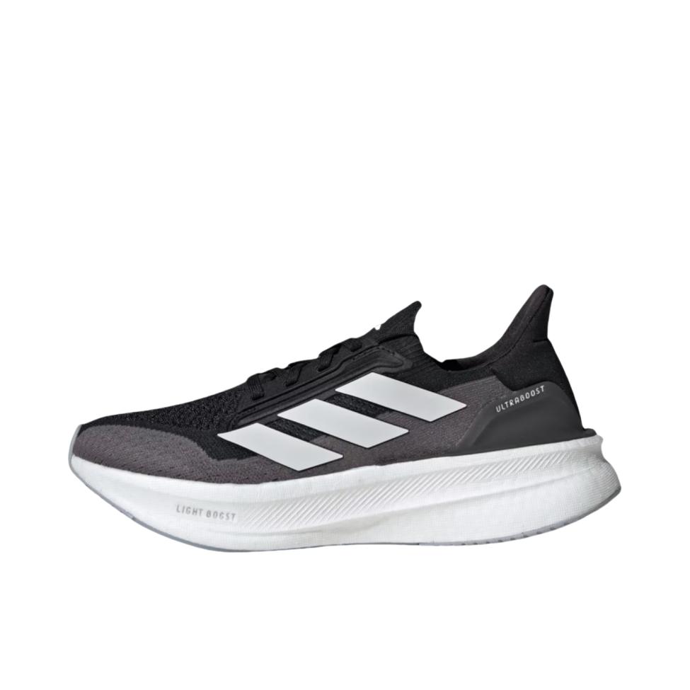 推荐商品：adidas Ultraboost 5X 跑鞋 超轻缓震回弹防滑耐磨支撑贴合长跑圆头 核心黑/云白/灰色