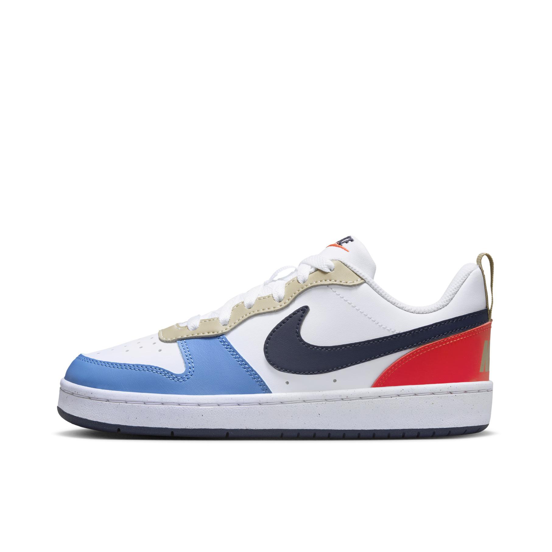 推荐商品：Nike Court Borough 板鞋 复古舒适透气防滑耐磨轻便防水耐穿 GS/低帮/白色/蓝色/红色