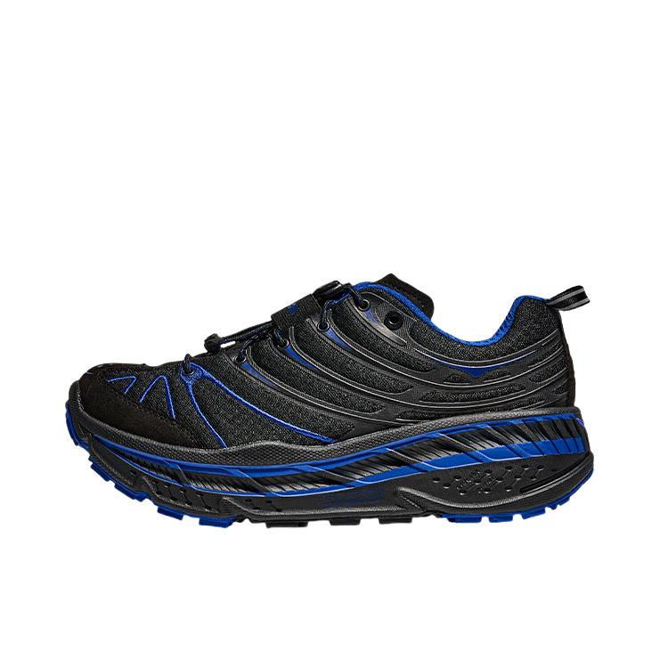 推荐商品：HOKA ONE ONE  Stinson Evo OG  舒适缓震  低帮 越野鞋 系带 防滑耐磨 百搭  跑鞋 黑色/深蓝色