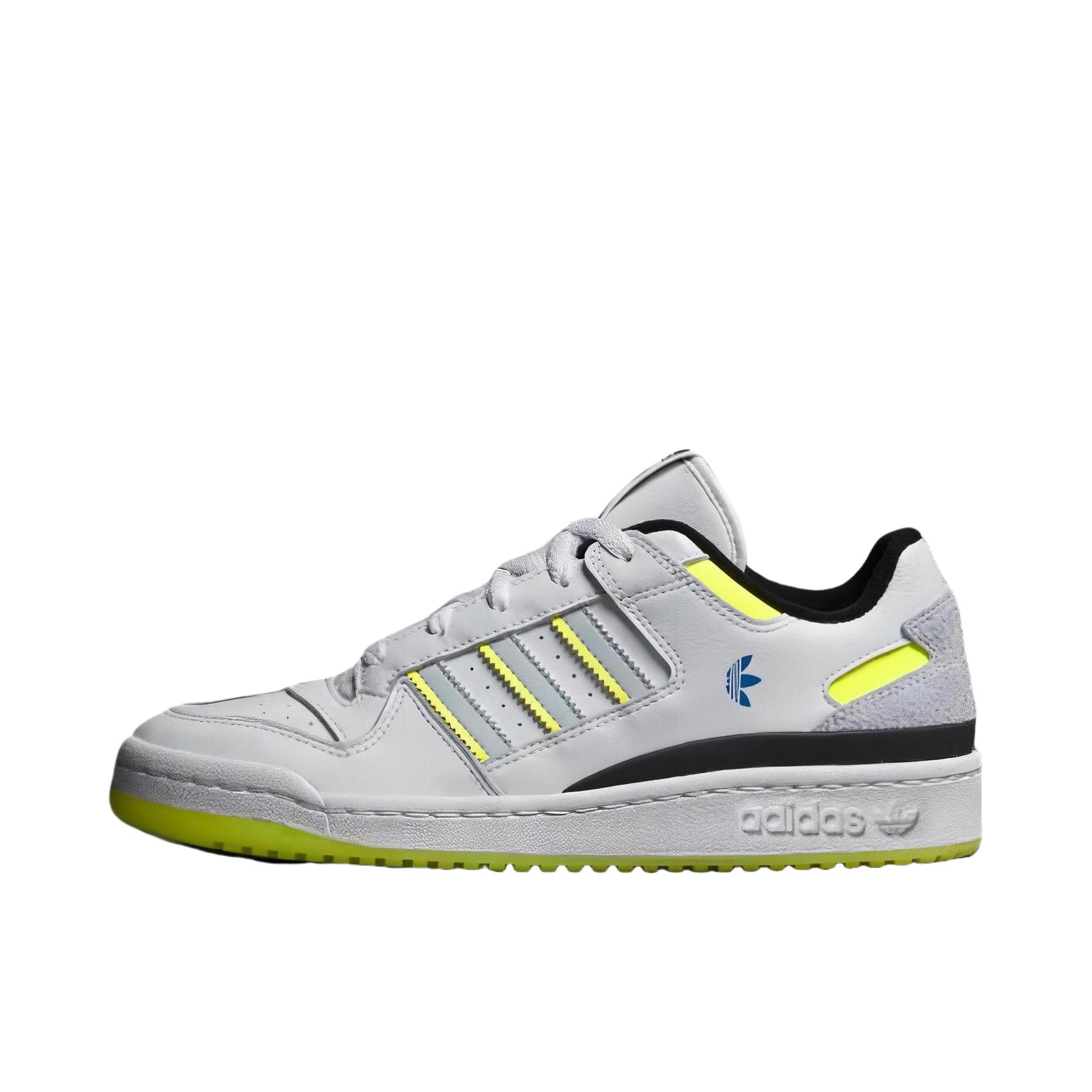 推荐商品：adidas Originals Forum 板鞋 轻便复古防滑时尚魔术贴篮球风薄底包裹性 白色/绿色/黑色