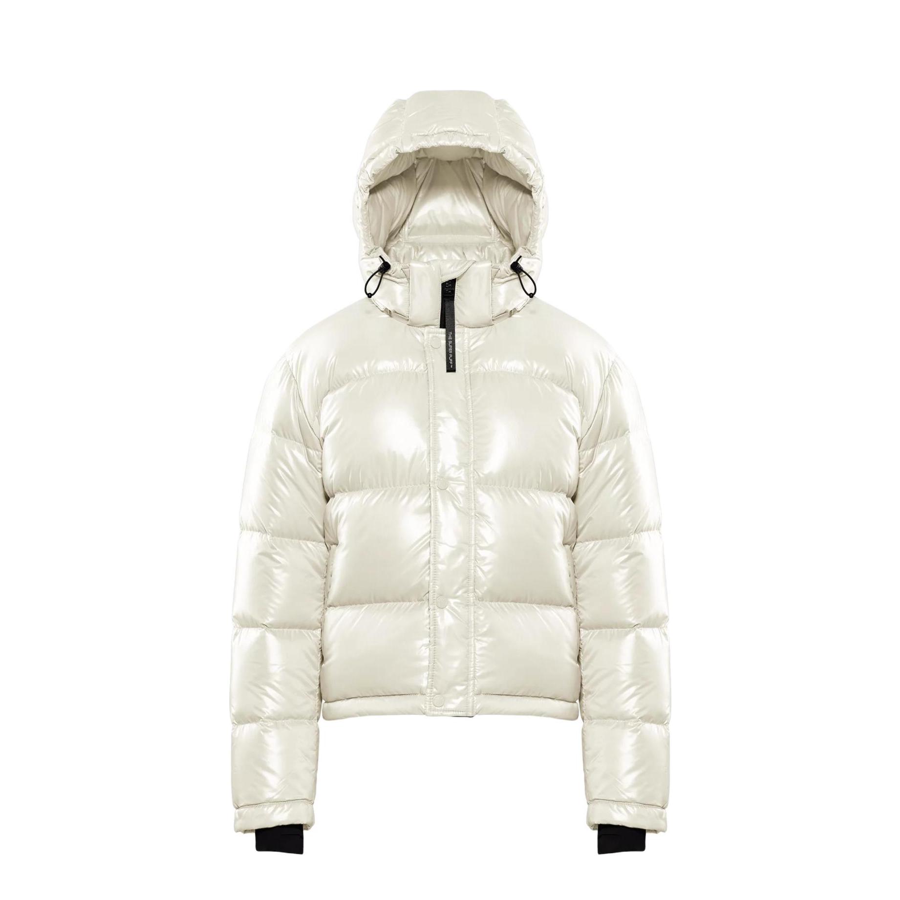 推荐商品：Aritzia 亮面鹅绒连帽羽绒服 女装 84573 桦木
