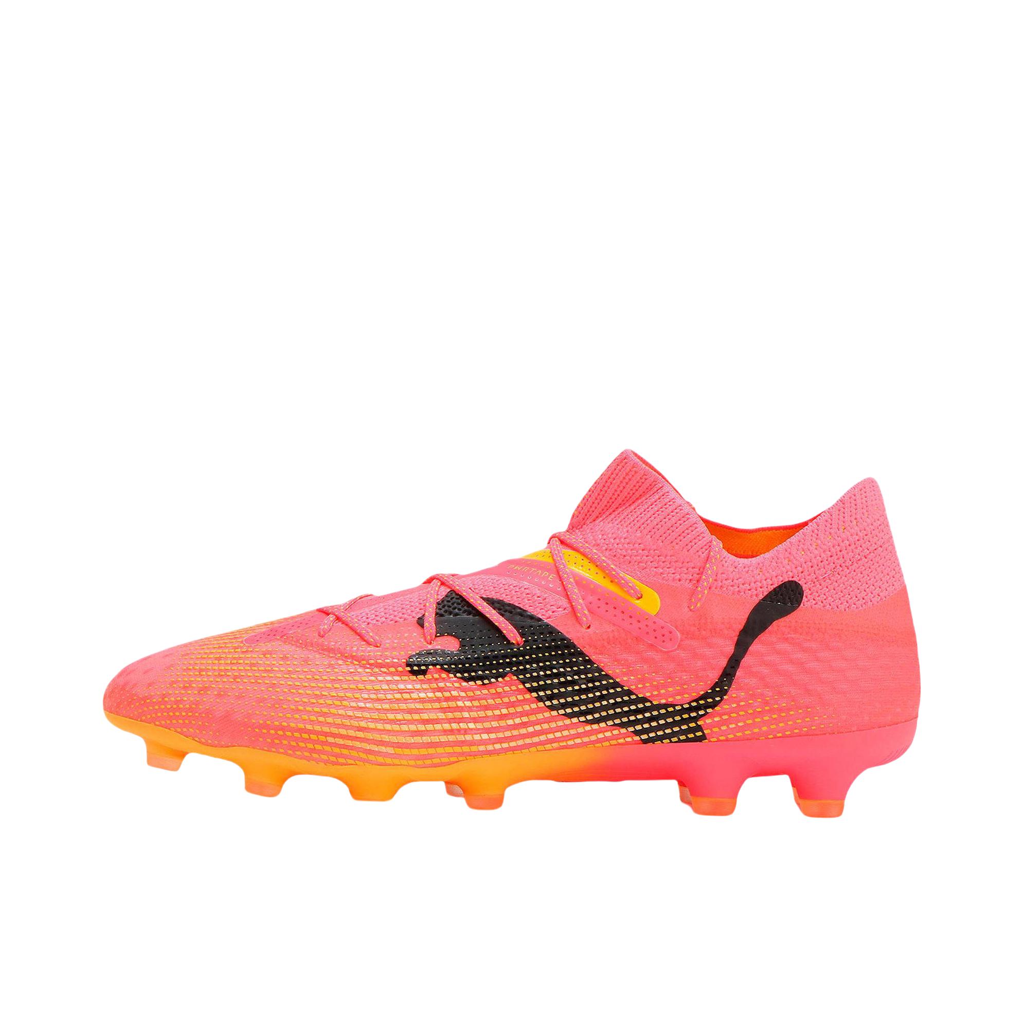 推荐商品：Puma/彪马 FUTURE 7 ULTIMATE FG 防滑耐磨 网布 舒适厚底 百搭 短钉 胶质 足球鞋 粉色/黑色