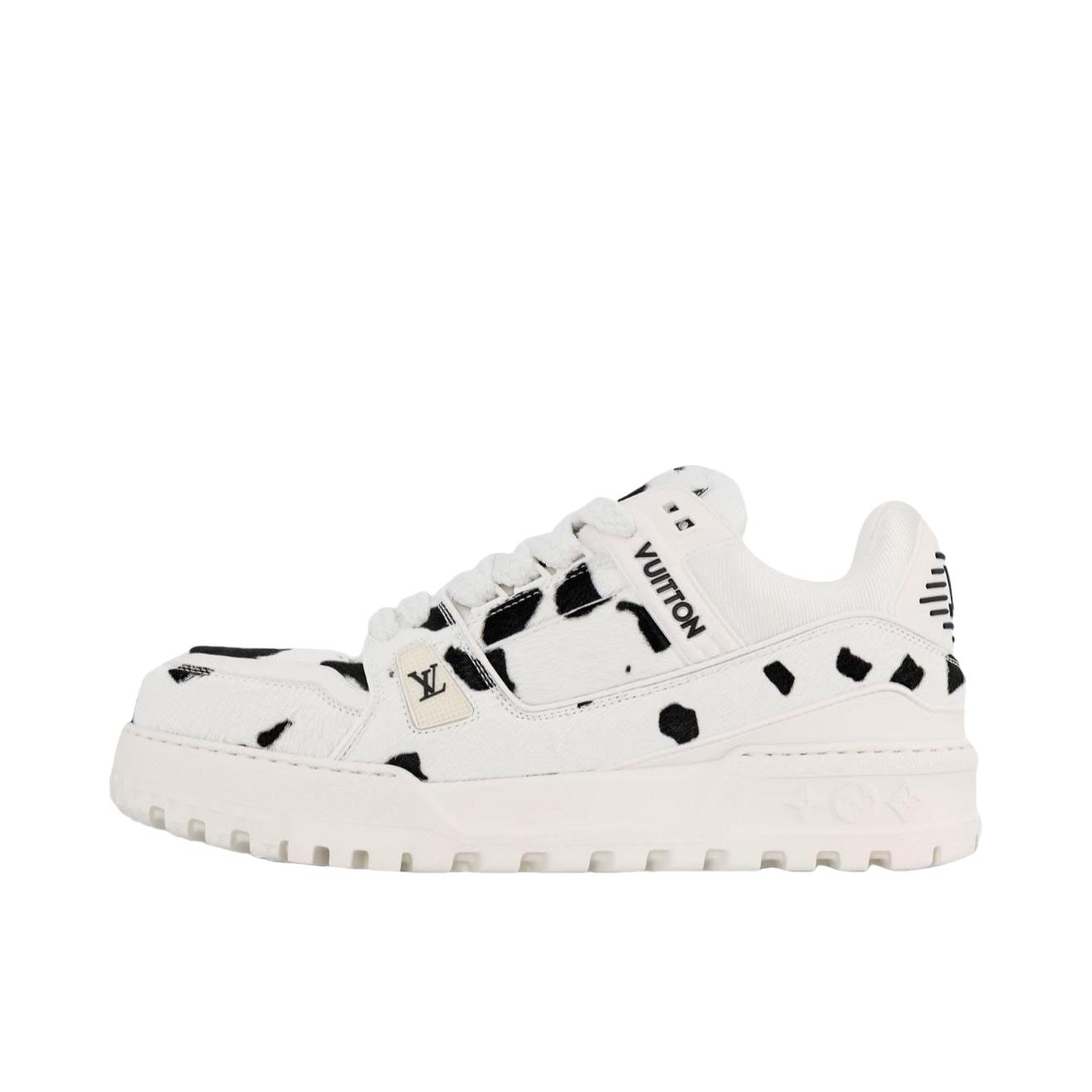 推荐商品：Louis Vuitton 路易威登 Trainer Maxi 圆头 系带 低帮 平跟 板鞋 黑色/白色