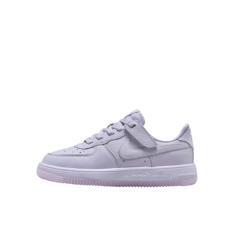 推荐商品：Nike Air Force 1 板鞋儿童 透气舒适防滑耐磨轻便休闲 NOCTA 联名/小童/白色/粉色  