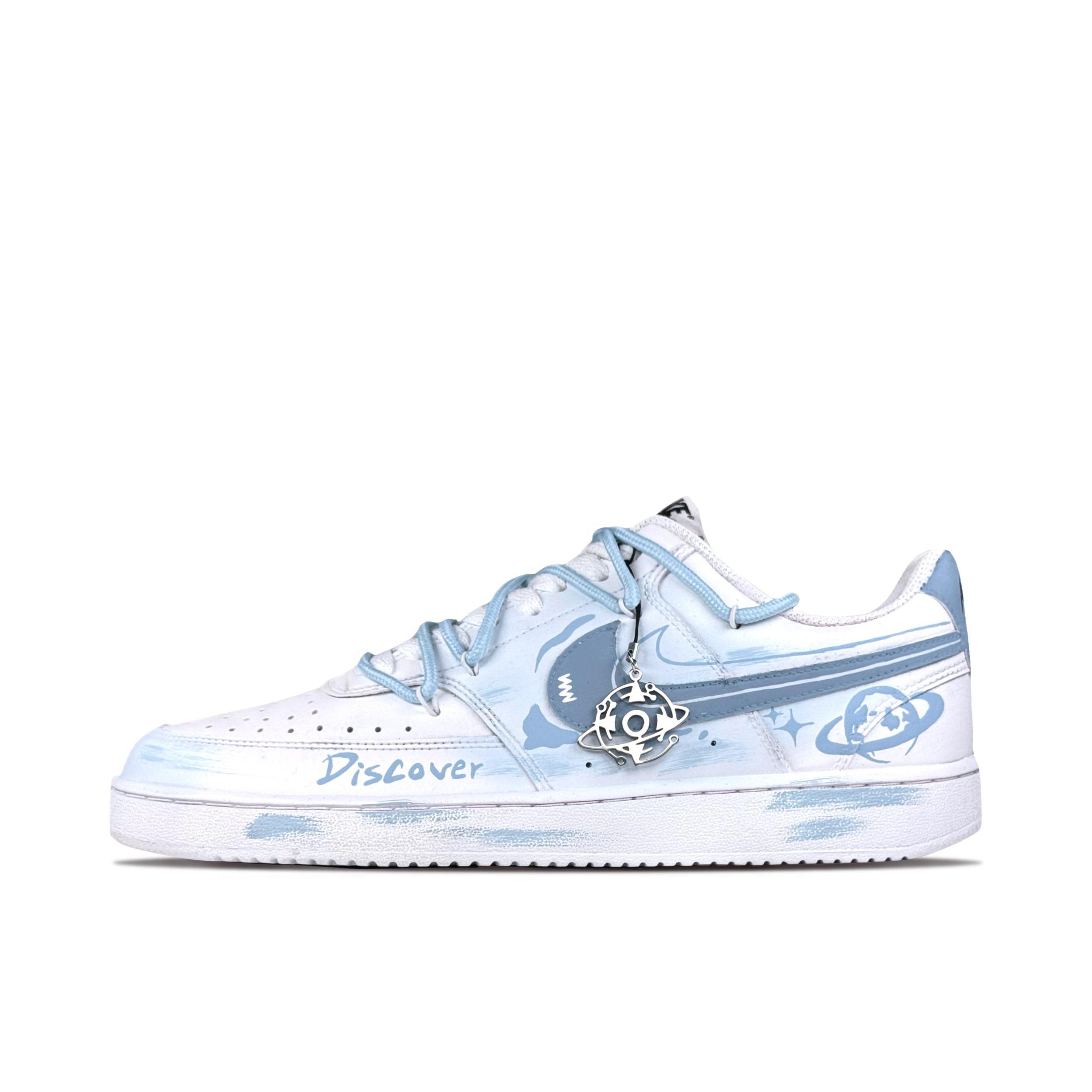 推荐商品：【定制球鞋】 Nike Court Vision 1 板鞋 防水美式简约防滑减震复古 星际迷航/白色/蓝色