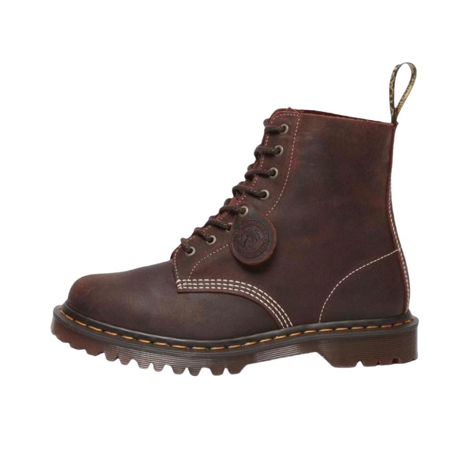 推荐商品：Dr.Martens 马汀博士 1460 英伦风 复古时尚 软皮光面 舒适保暖 百搭休闲 马丁靴 褐色/红棕色 