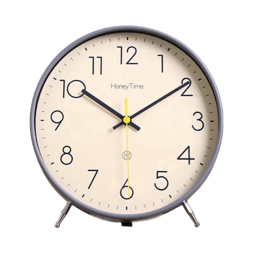 推荐商品：纳什 干电池款 简约摆台式时钟闹钟