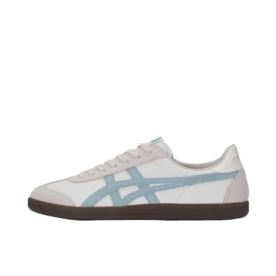 推荐商品：Onitsuka Tiger Tokuten 德训鞋 板鞋 防滑耐磨舒适减震织物复古百搭一脚蹬 白色/浅绿色