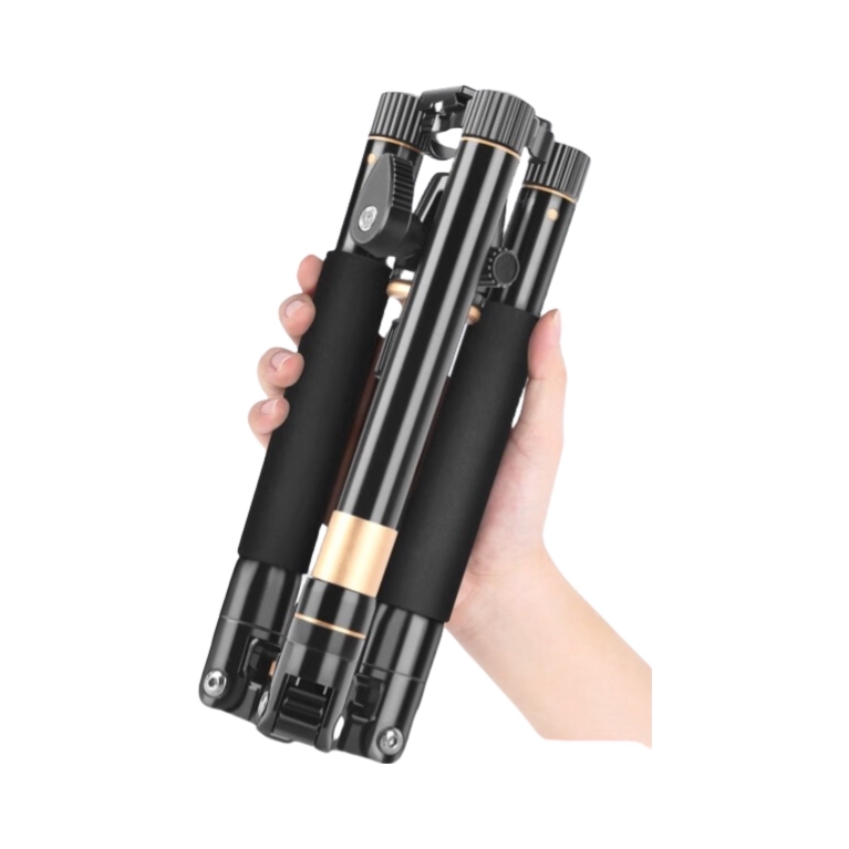 推荐商品：轻装时代 Q555P 三脚架 手机单反通用 轻至1.29KG