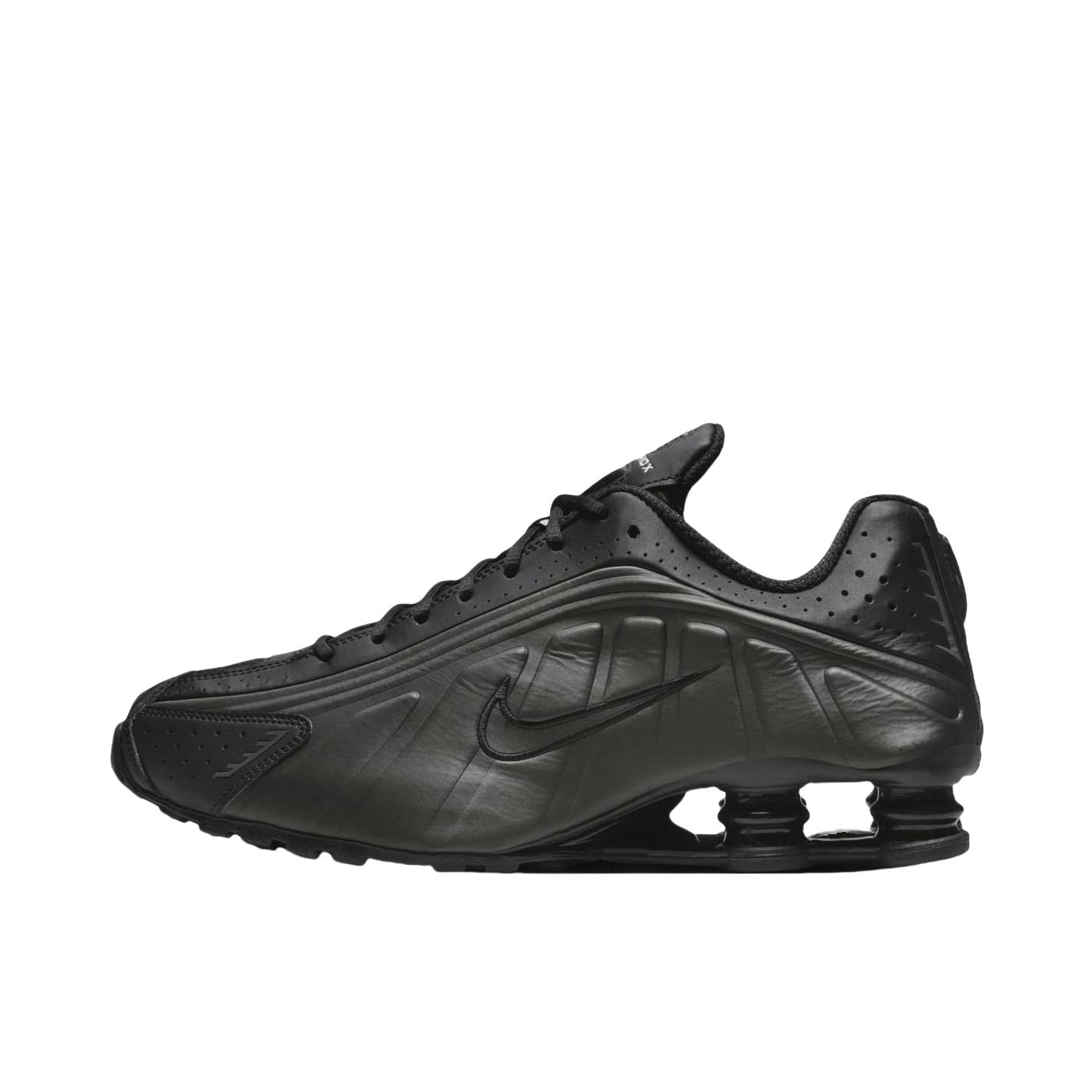 推荐商品：Nike Shox R4 跑鞋 气柱弹簧气垫防滑耐磨舒适减震复古百搭合成革回弹支撑贴合短跑耐用 纯黑色