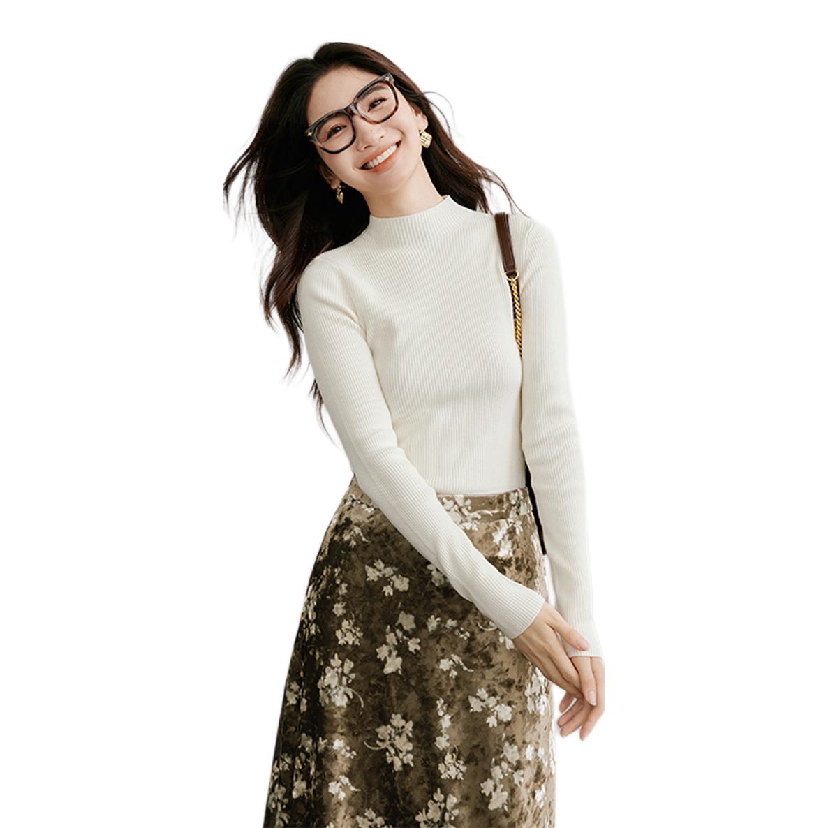 推荐商品：红袖  格雷系正肩半高领套头肌理感针织衫 女装 90124270103 米白