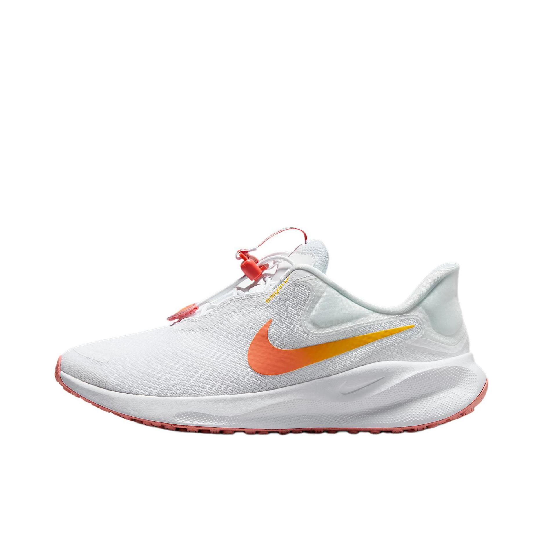 推荐商品：Nike Revolution 7 跑鞋 舒适百搭耐磨透气减震休闲运动支撑训练轻便易穿脱 白色/金色