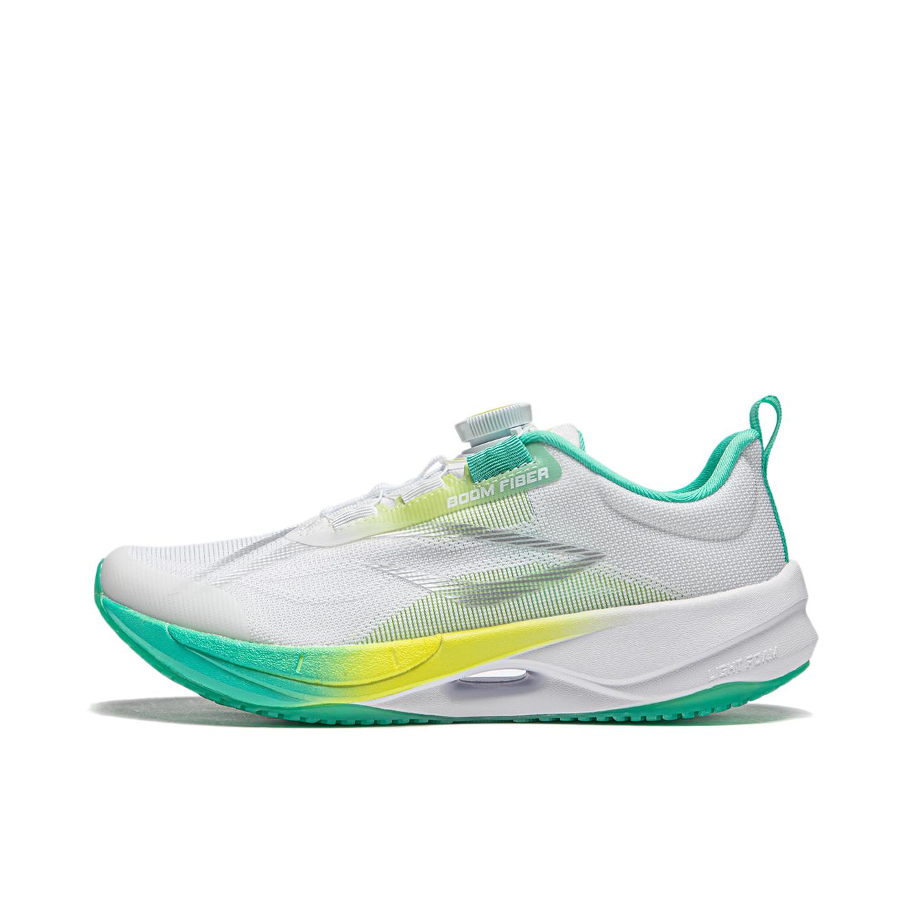 推荐商品：李宁 超轻21 YOUNG 䨻丝 轻质 轻便 运动鞋儿童 YKFU034 大童/标准白