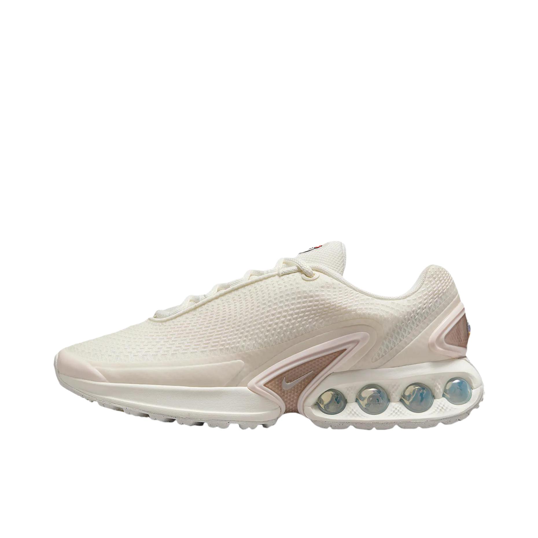推荐商品：Nike Air Max Dn 运动休闲鞋 柔软防滑耐磨缓震回弹支撑网布透气低帮平跟贴合 女款/米色
