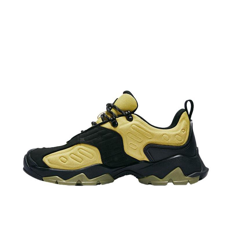 推荐商品：Saucony/索康尼 MTX RE 防滑 舒适 耐磨 登山鞋 黑色/黄色