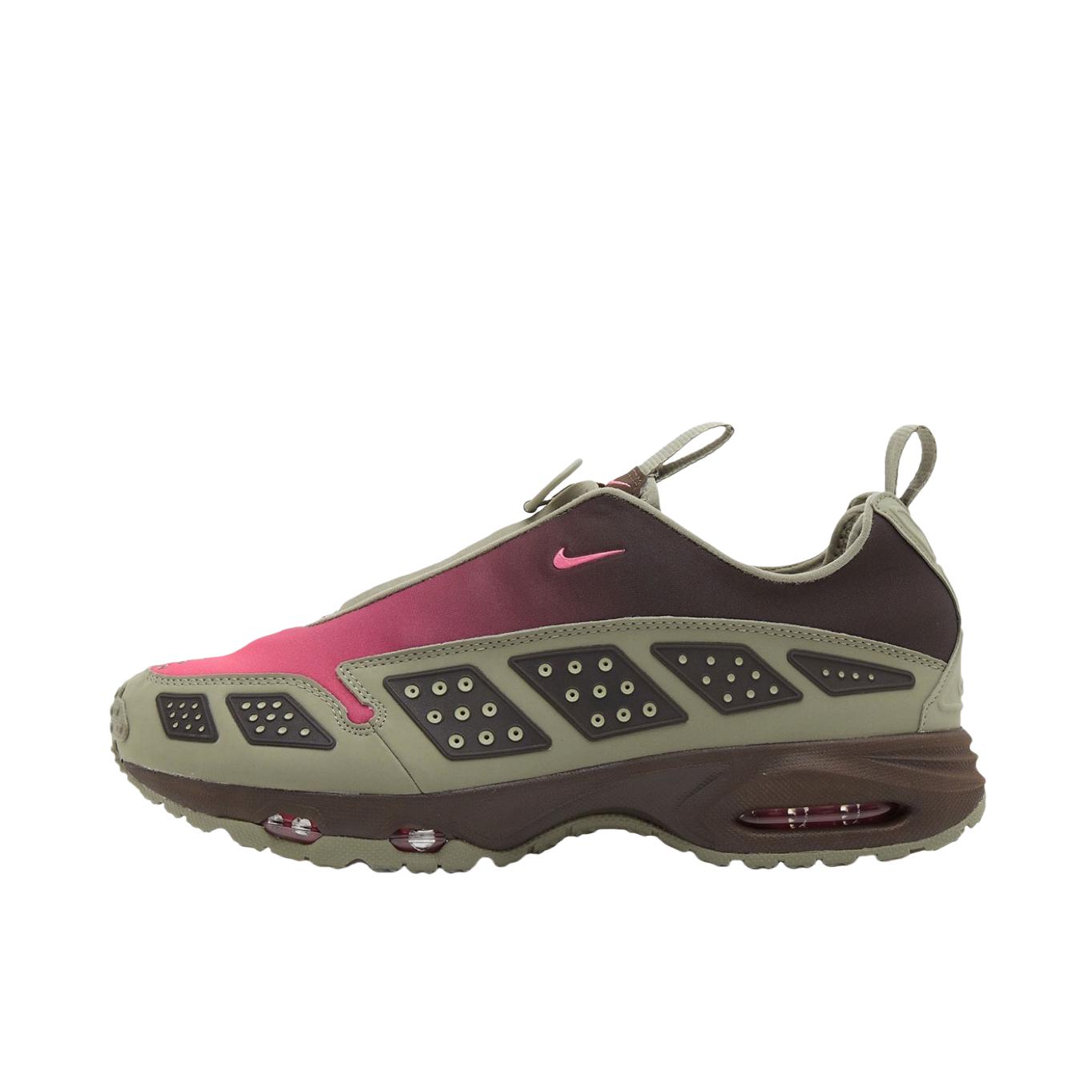 推荐商品：Nike Air Max SNDR 跑鞋 潮流百搭舒适透气防滑耐磨缓震回弹轻便支撑织物低帮贴合 粉色/褐色