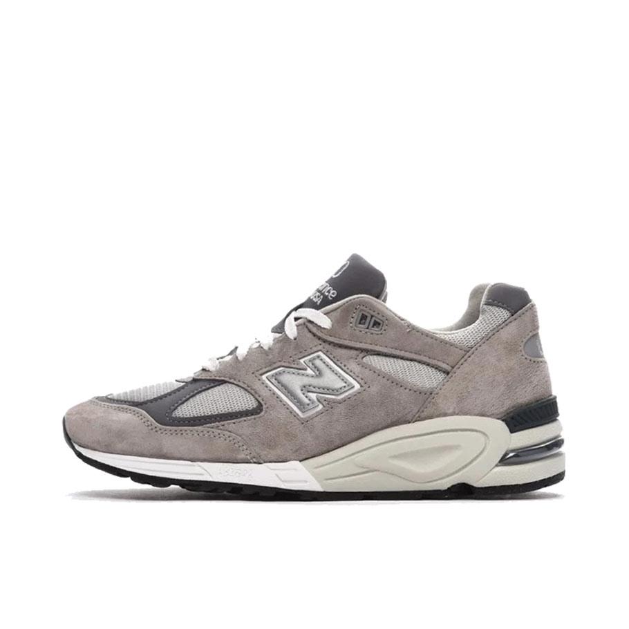 推荐商品：New Balance 990 V2 跑鞋 人造革防滑耐磨抗冲击织物网布透气减震复古包裹性 Grey V2/元祖灰