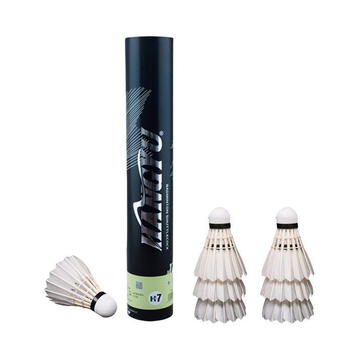 推荐商品：航宇 H+7 超耐打 训练 羽毛球