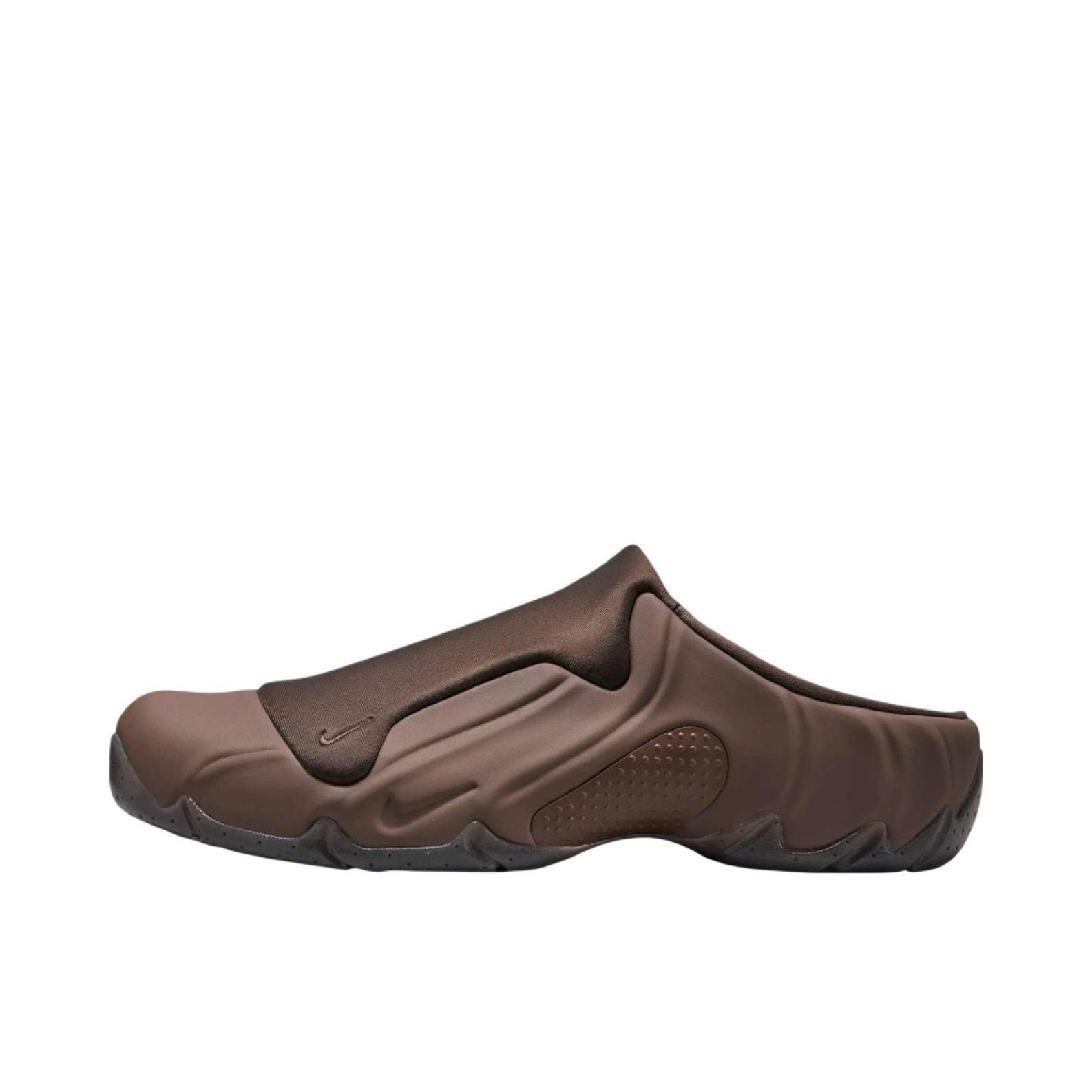 推荐商品：Nike Clogposite 风拖 舒适防滑 轻便防磨 橡胶底 合成革 包头 拖鞋 棕色