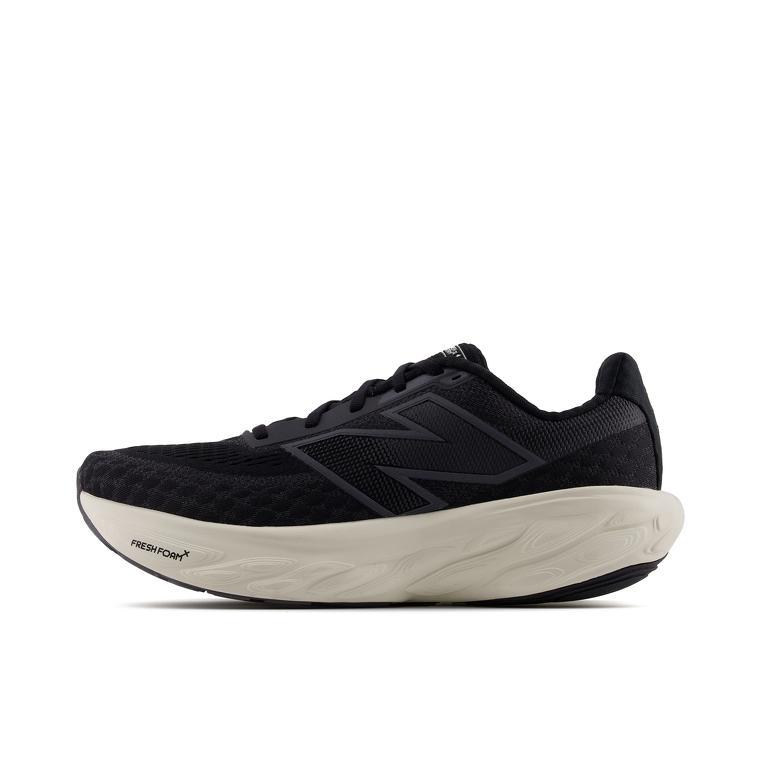 推荐商品：New Balance Fresh Foam X 1080 v14 跑鞋 舒适缓震防滑耐磨轻便低帮百搭简约轻量慢跑支撑半马 黑色