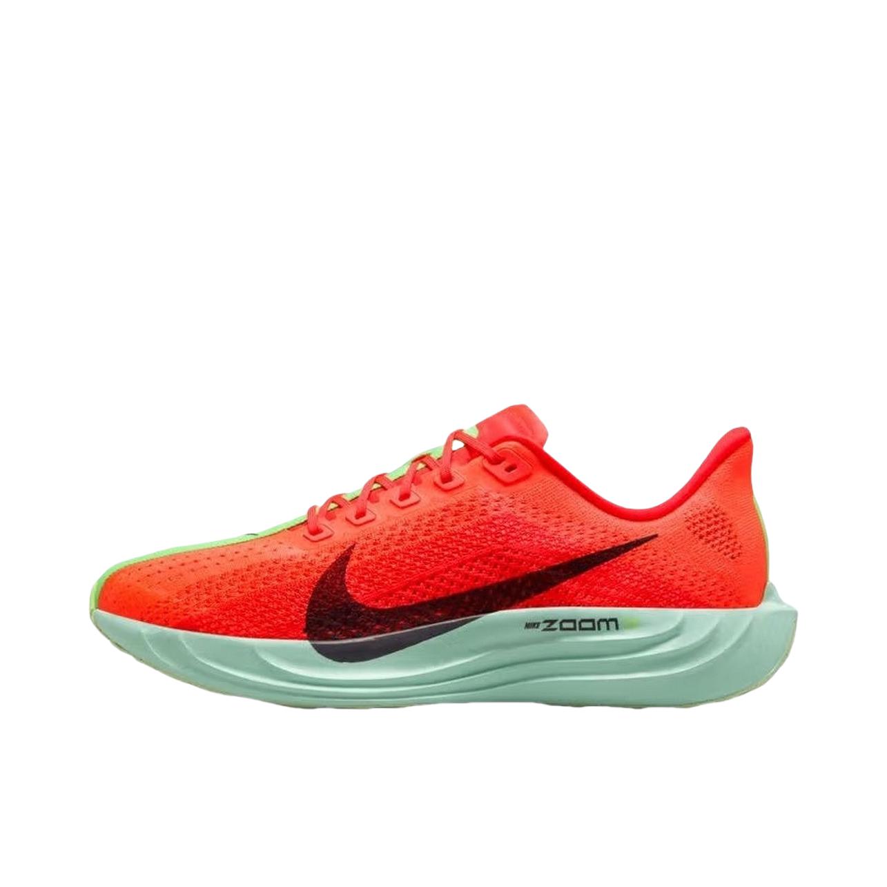 推荐商品：Nike Pegasus Plus 超级飞马 跑鞋 透气耐磨回弹织物支撑减震训练竞速贴合 红色