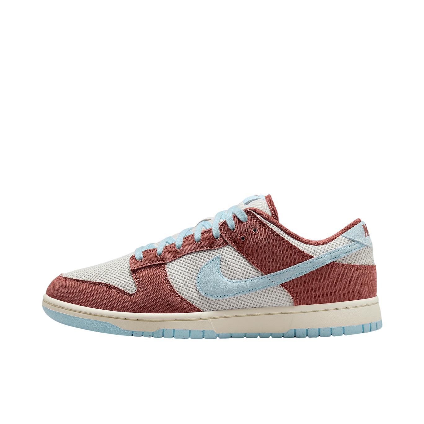 推荐商品：Nike Dunk 板鞋 经典复古百搭 棕色/白色/蓝色