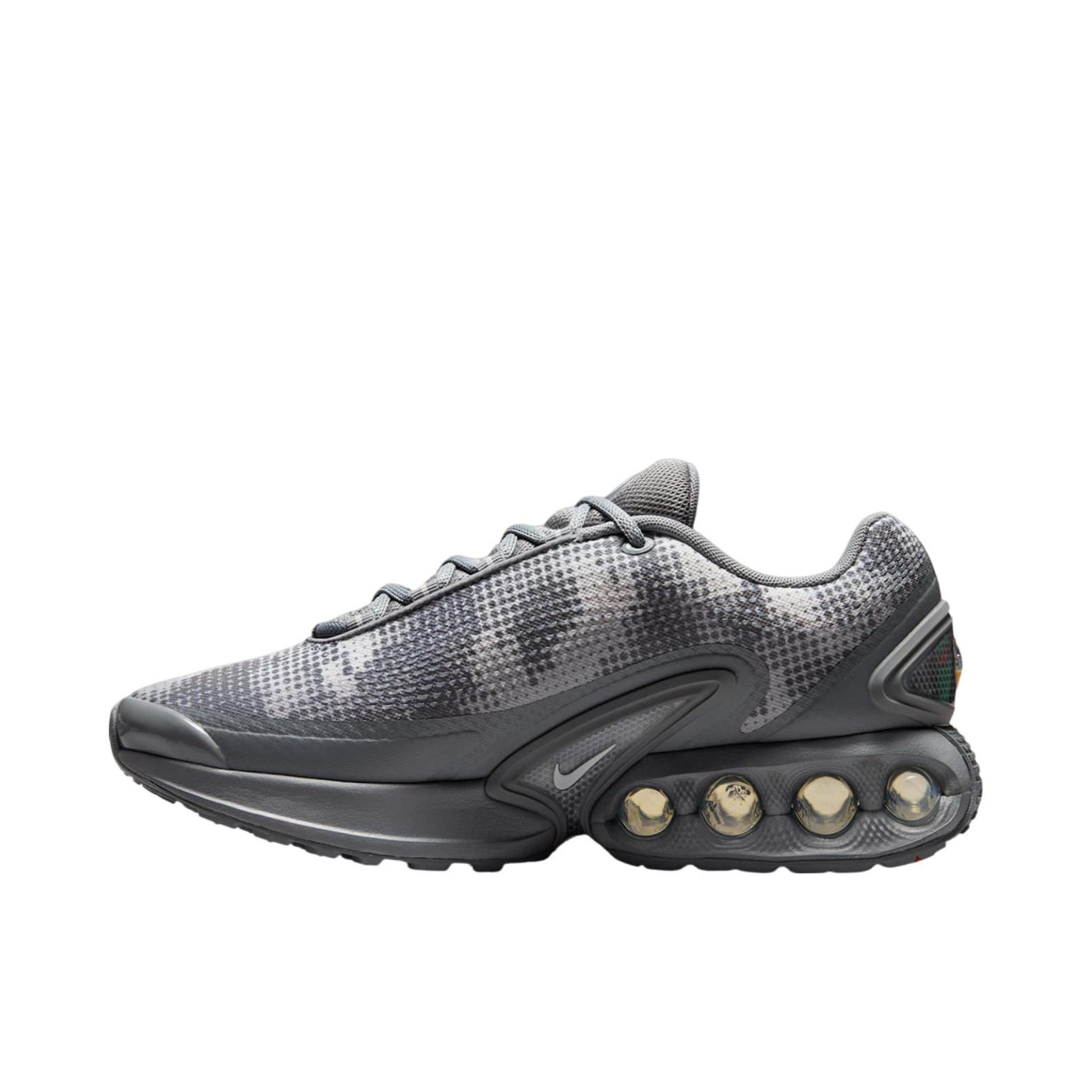 推荐商品：Nike Air Max Dn 运动休闲鞋 柔软防滑耐磨缓震回弹支撑网布透气低帮平跟贴合 铁灰色