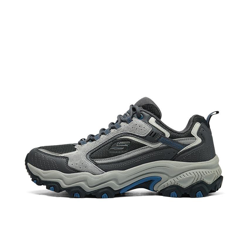 推荐商品：Skechers/斯凯奇 云霄 织物 防水轻质 高透气 缓震软底 支撑软弹 增高厚底 老爹鞋 徒步鞋 户外休闲鞋 男款/中帮/炭灰色/蓝色