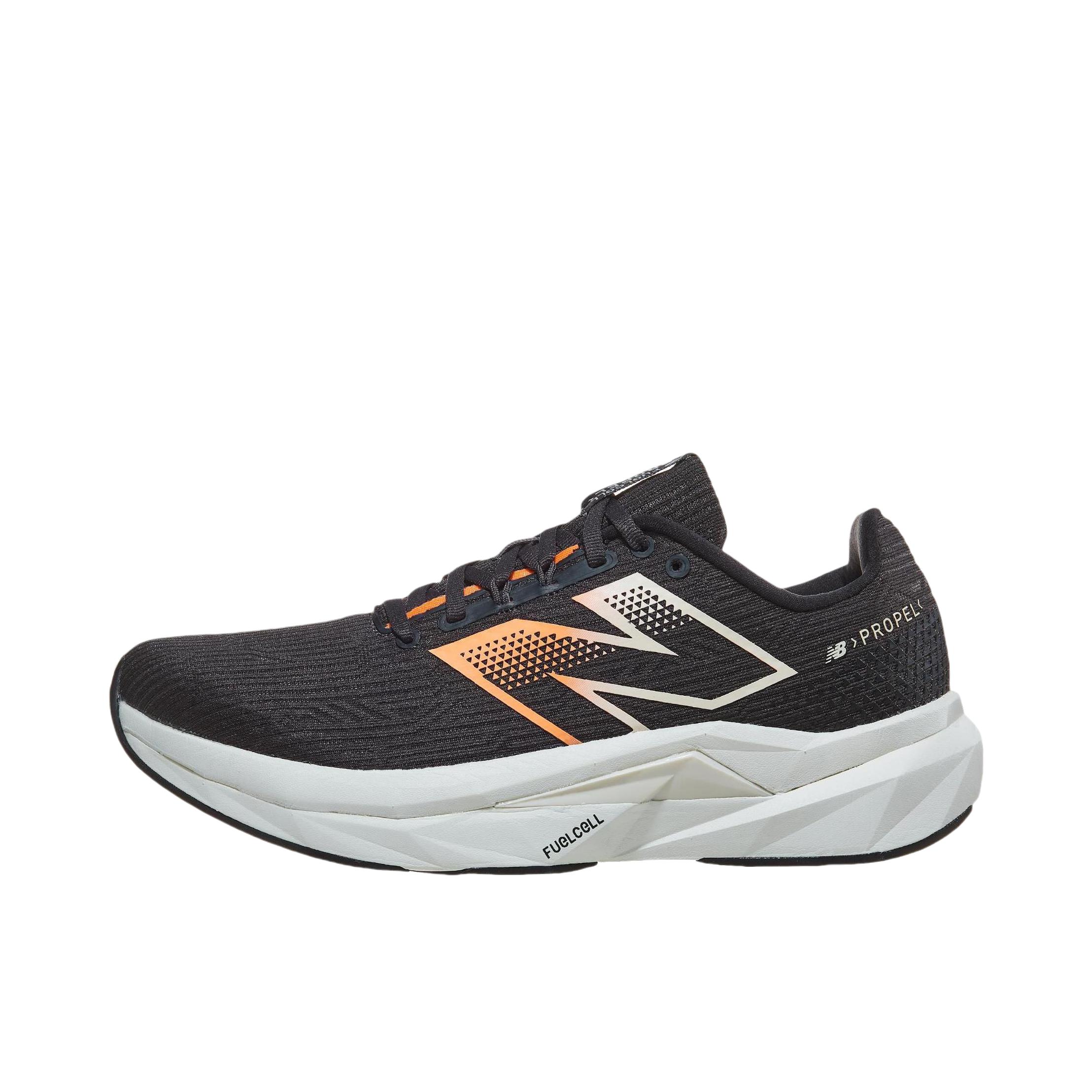 推荐商品：New Balance FuelCell Propel v5 跑鞋 防滑耐磨缓震回弹舒适轻便低帮百搭支撑 宽版/黑色