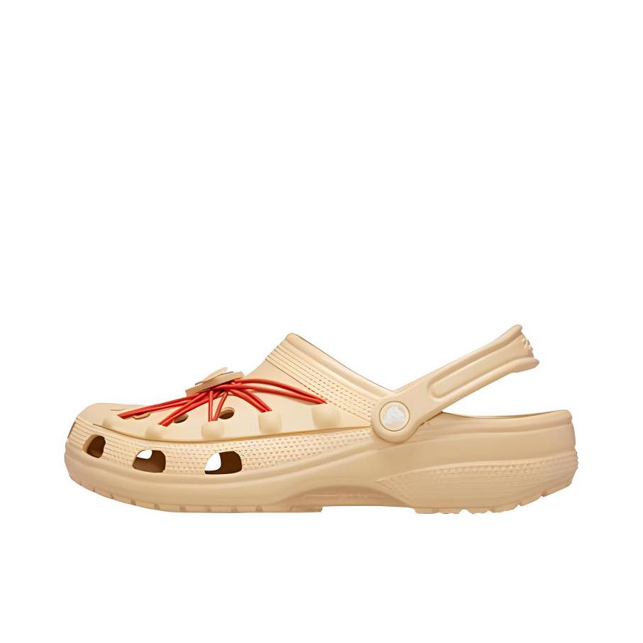 推荐商品：Crocs/卡骆驰 Classic Clog 户外 包头 一脚穿 踩屎感 涉水 防水 外穿绑带 耐磨防滑 洞洞鞋 凉鞋 芝麻色/彩色