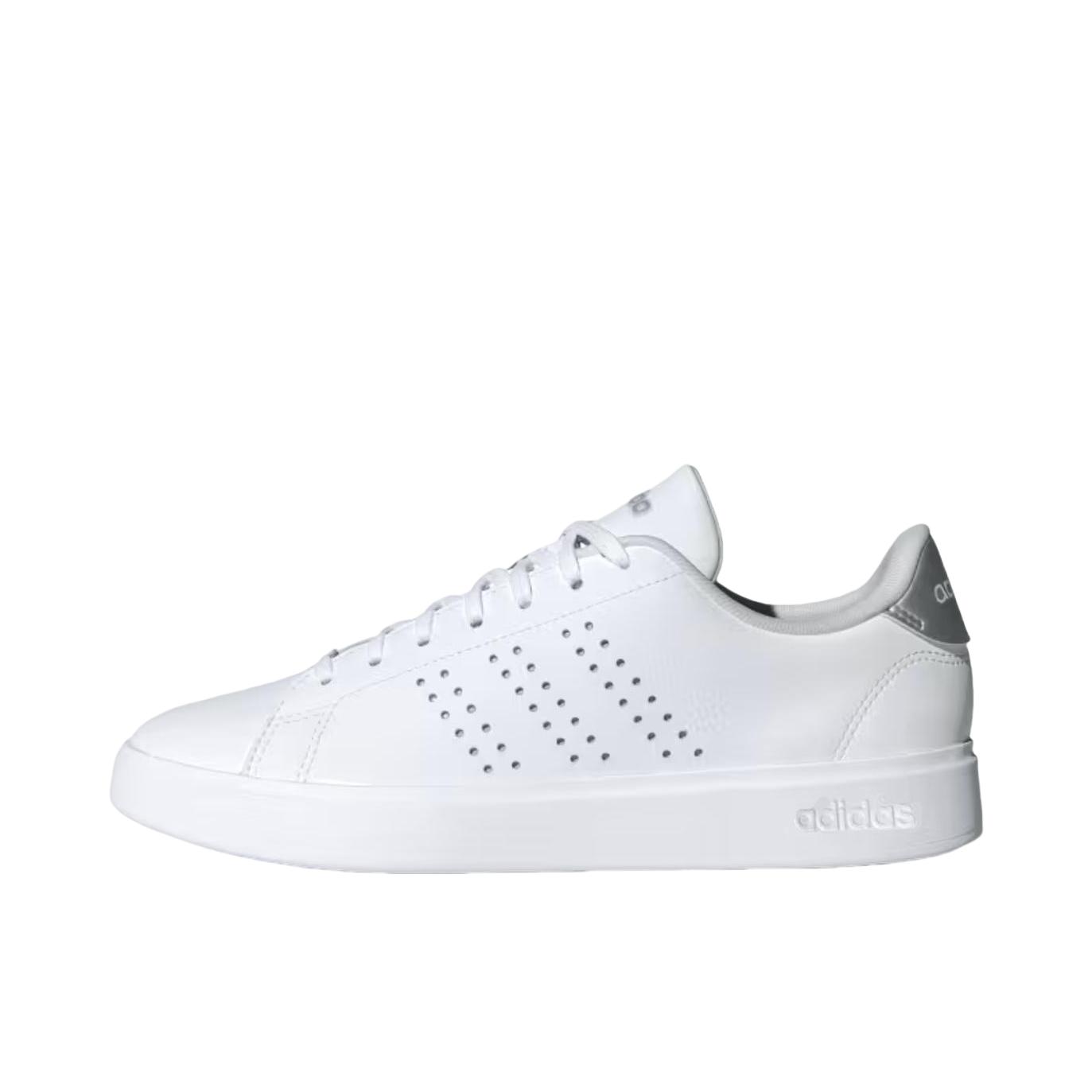 推荐商品：adidas Advantage 2.0 板鞋 防滑耐磨舒适轻便低帮橡胶抗冲击性百搭薄底包裹性 白色/灰色/银色
