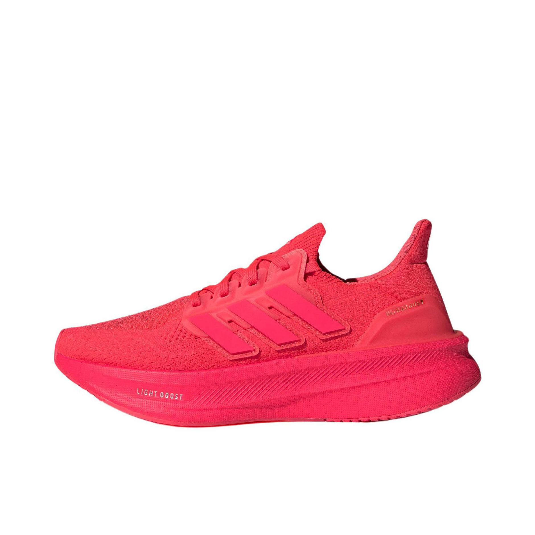 推荐商品：adidas Ultraboost 5.0 跑鞋 轻便减震回弹支撑贴合随心畅跑短跑 女款/红色