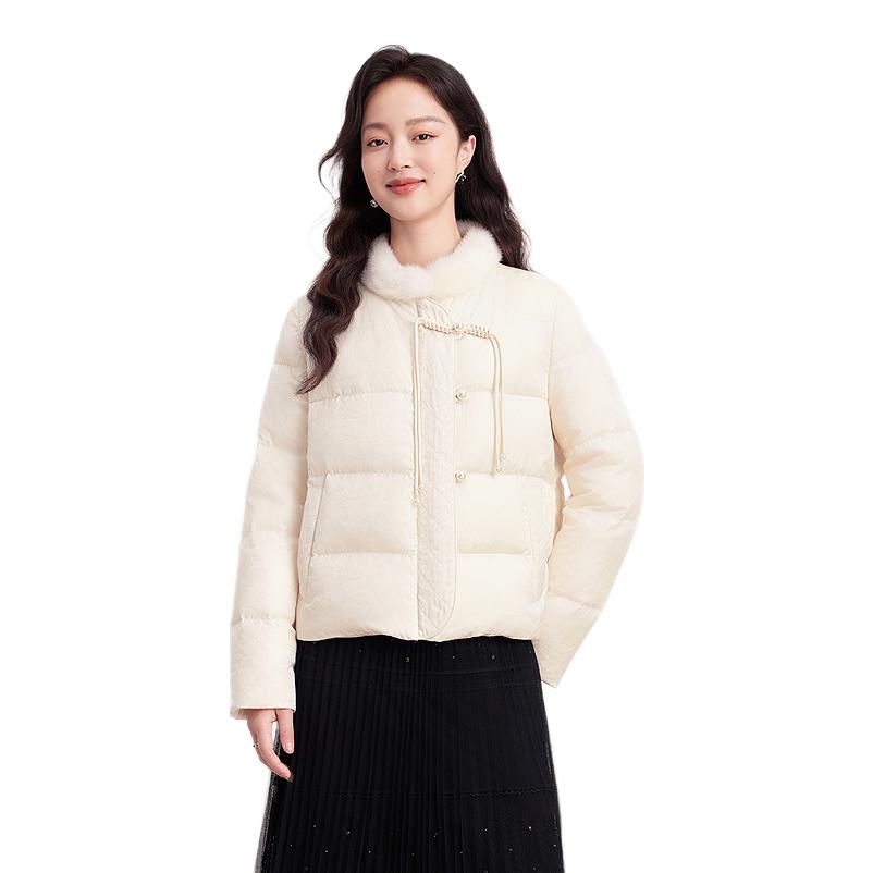 推荐商品：珂莱蒂尔 拉链拼接立领羽绒服 女装 KR00967V1 本白