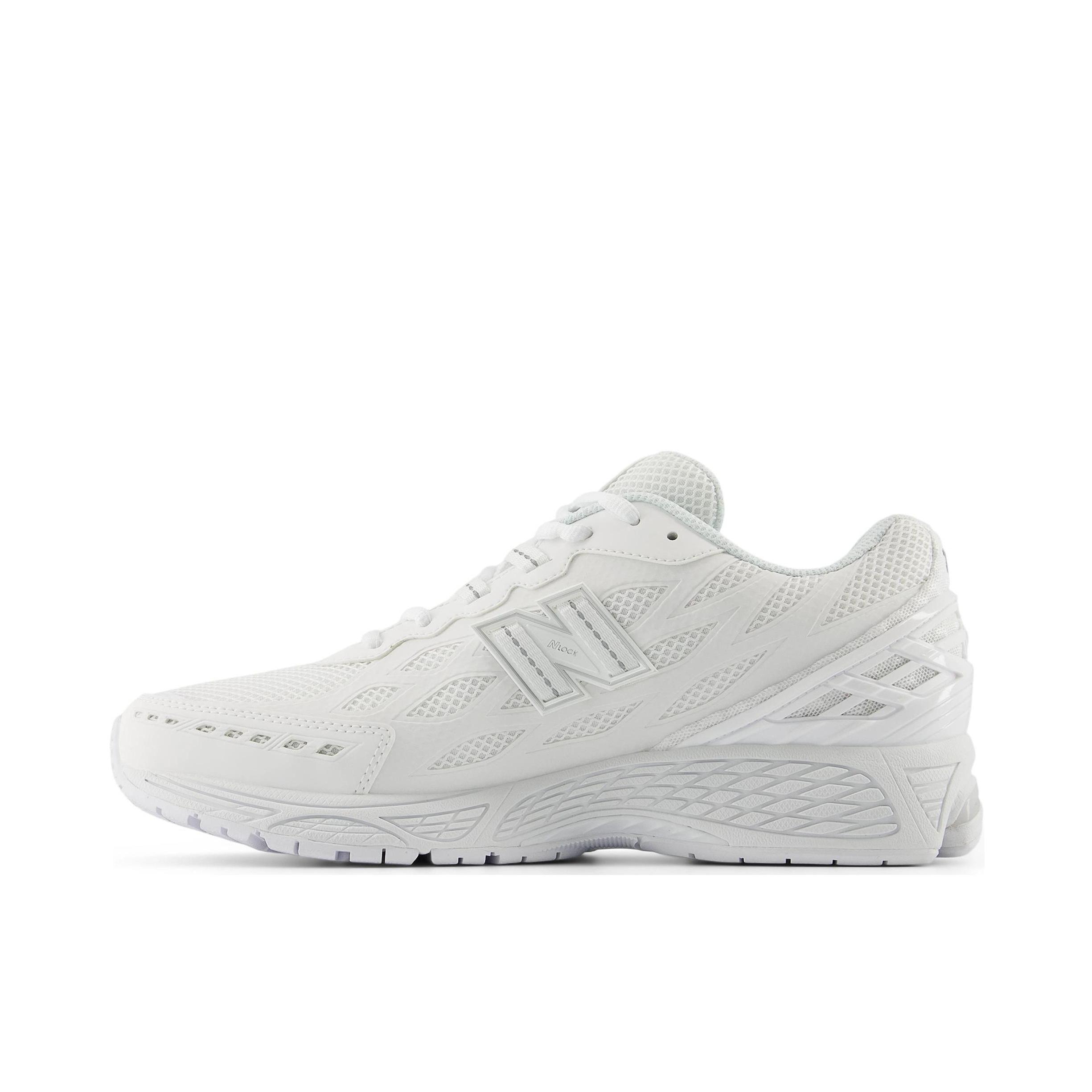 推荐商品：New Balance 1906W 跑鞋 百搭防滑耐磨贴合低帮 白色 