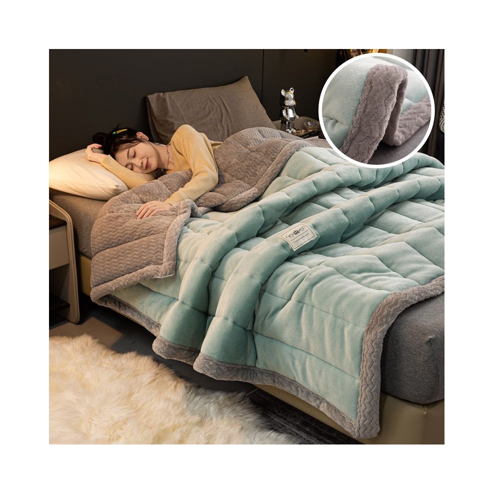 推荐商品：余佳欣 金貂绒贝贝绒 毛毯