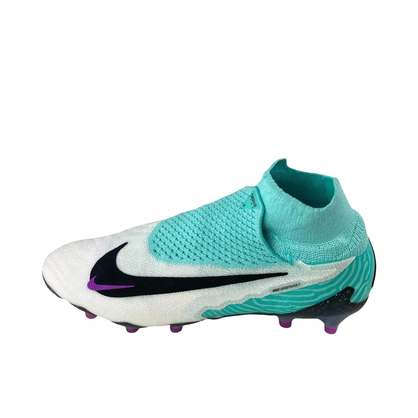 推荐商品：Nike Phantom GX Elite DF AG 顶级 胶质短钉 人造草地 耐磨防滑 足球鞋 白色/蓝色