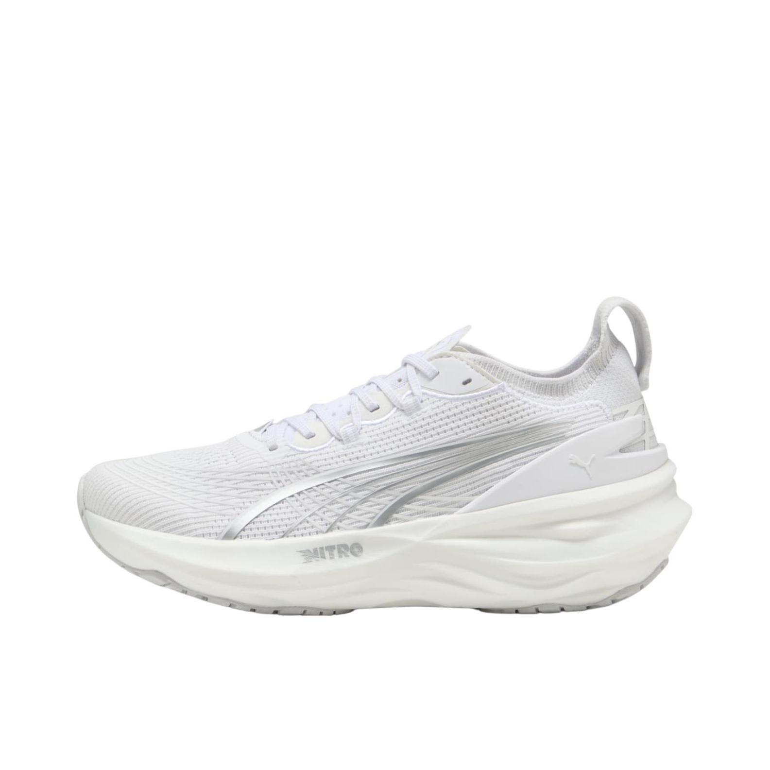 推荐商品：Puma/彪马 Foreverrun Nitro彪畅 2 舒适缓震 竞速 防滑耐磨 轻便回弹 时尚百搭 跑鞋 男款/白色/银色