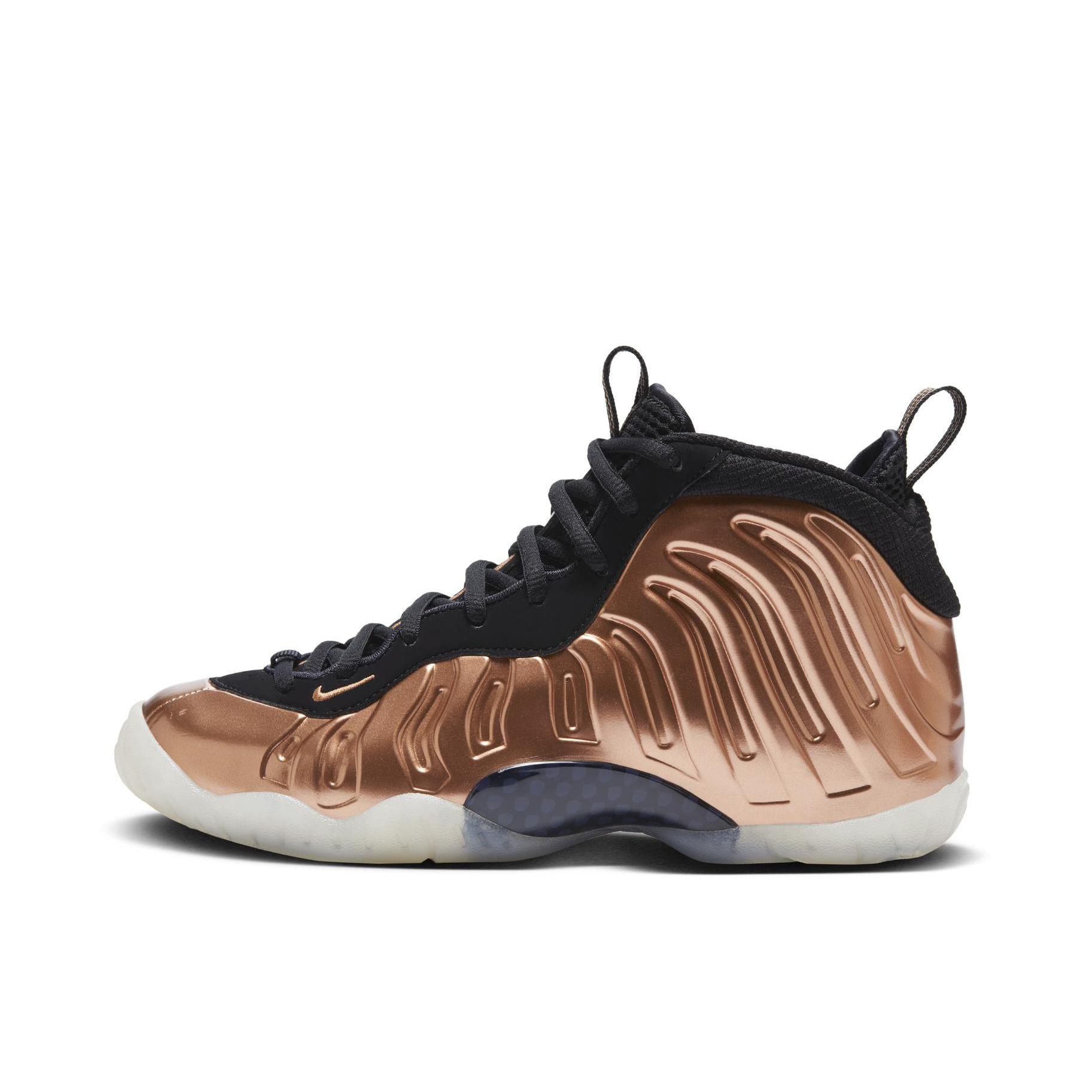 推荐商品：Nike Air Foamposite One 篮球鞋 喷泡经典复古百搭防滑耐磨舒适透气减震休闲中帮 大童/铜色/黑色