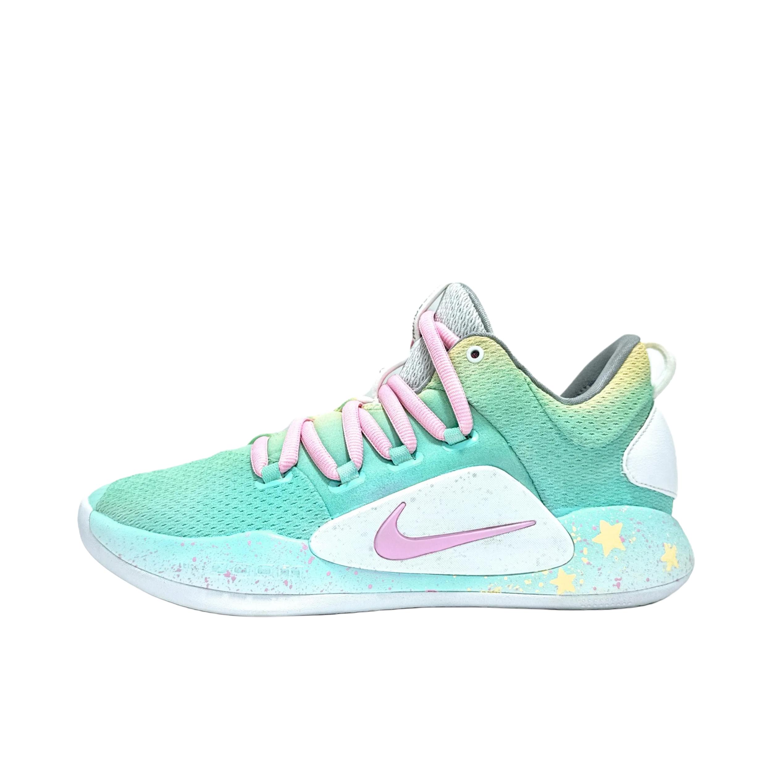 推荐商品：【定制球鞋】Nike Hyperdunk X 篮球鞋 抗冲击网布透气防滑耐磨减震回弹防水圆头支撑平衡包裹性织物 桃桃薄荷