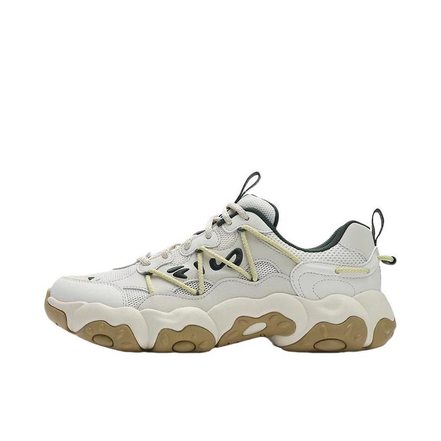 推荐商品：FILA/斐乐 猫爪6代 老爹鞋 低帮休闲时尚生活 雪白色/亮灰色