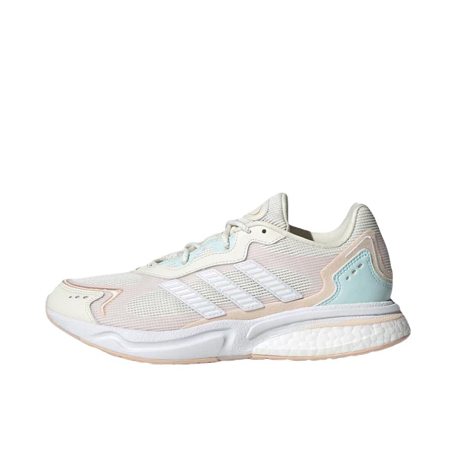 推荐商品：adidas SN 1997 跑鞋 透气防滑耐磨缓震轻便低帮织物百搭复古轻运动 云白/粉色