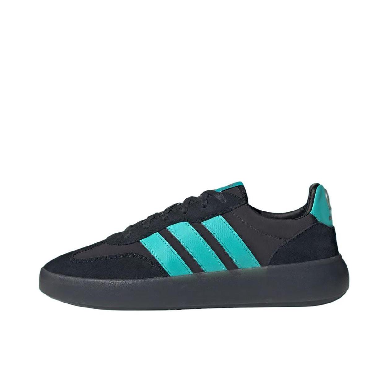 推荐商品：adidas BARREDA DECODE T头鞋 德训鞋 板鞋 百搭复古时尚简约防滑耐磨舒适轻便透气薄底贴合支撑 Mercedes AMG Petronas Formula One Team联名/黑色/绿色