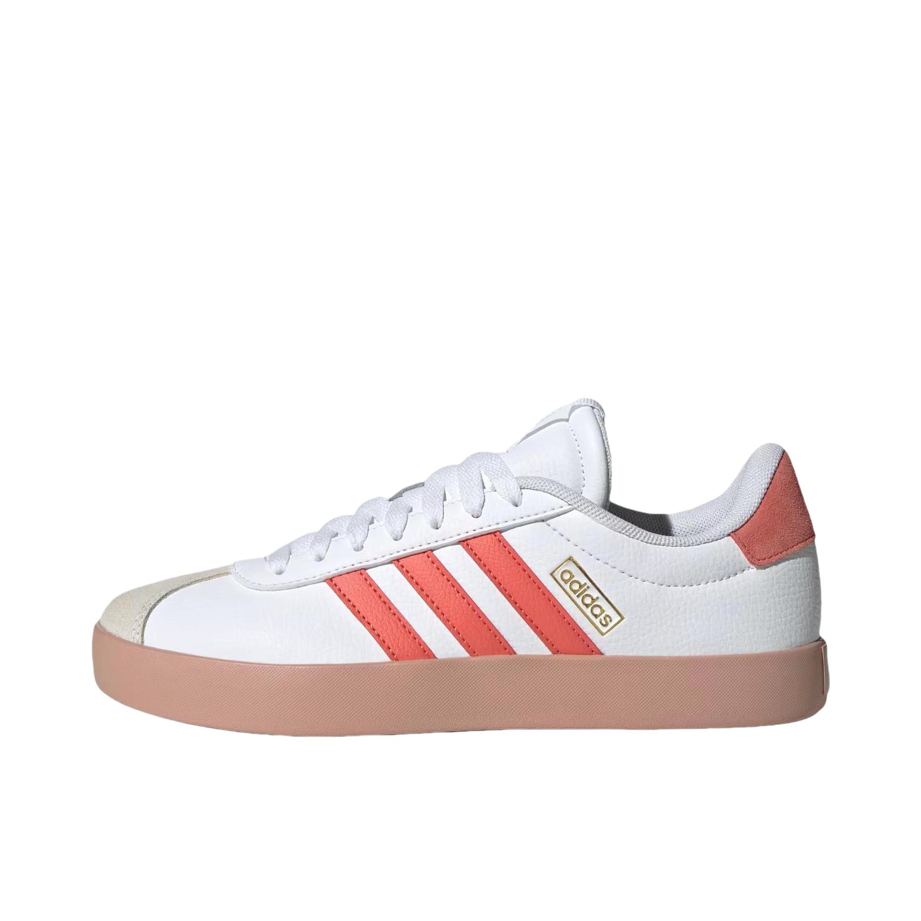 推荐商品：adidas VL Court 3.0 板鞋 T头鞋 德训鞋 舒适百搭防滑耐磨运动休闲贴合支撑圆头 女款/云白色/旧猩红色/金属金色