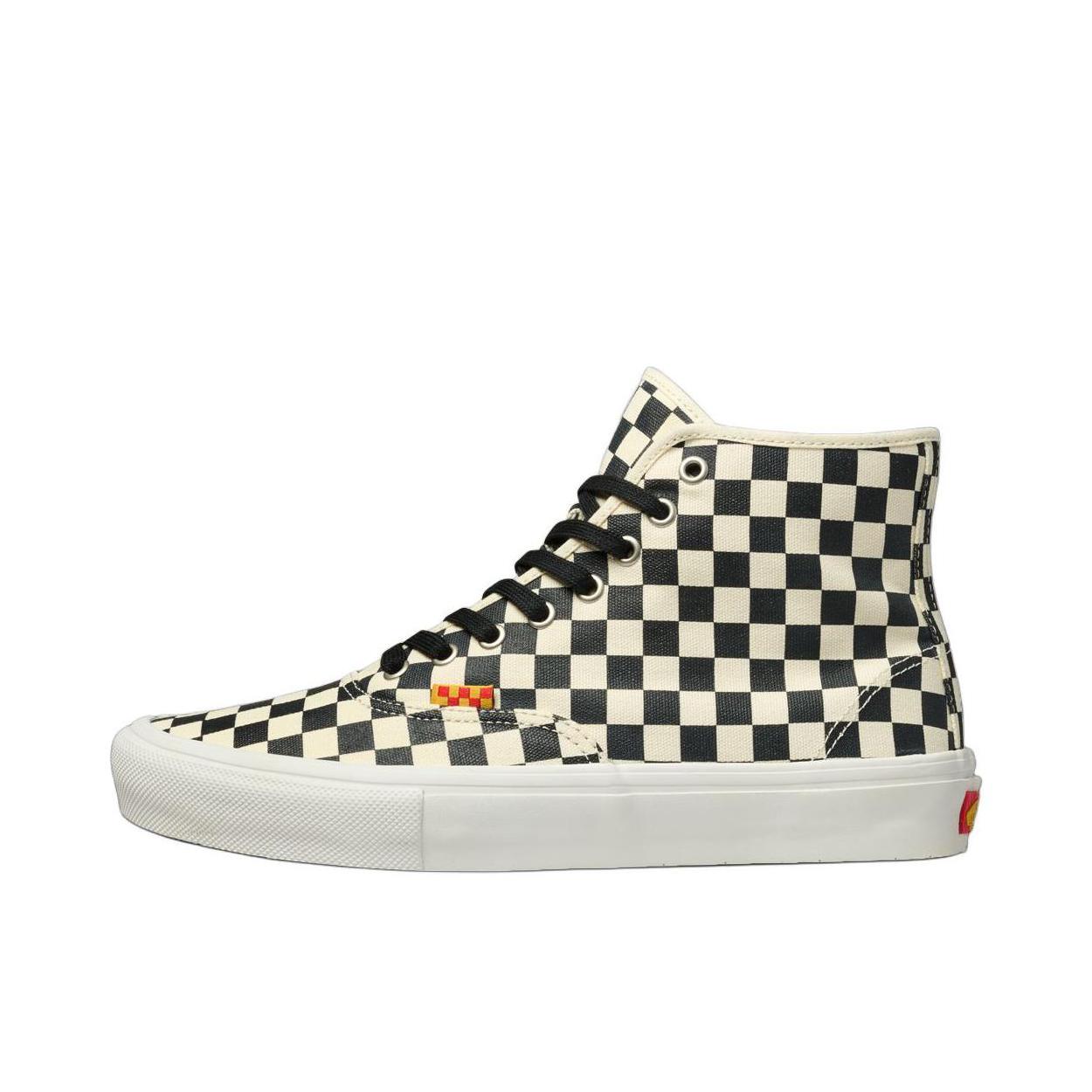 推荐商品：Vans/范斯 Skate Authentic 防滑减震 百搭 耐磨 帆布鞋 高帮/黑色/白色