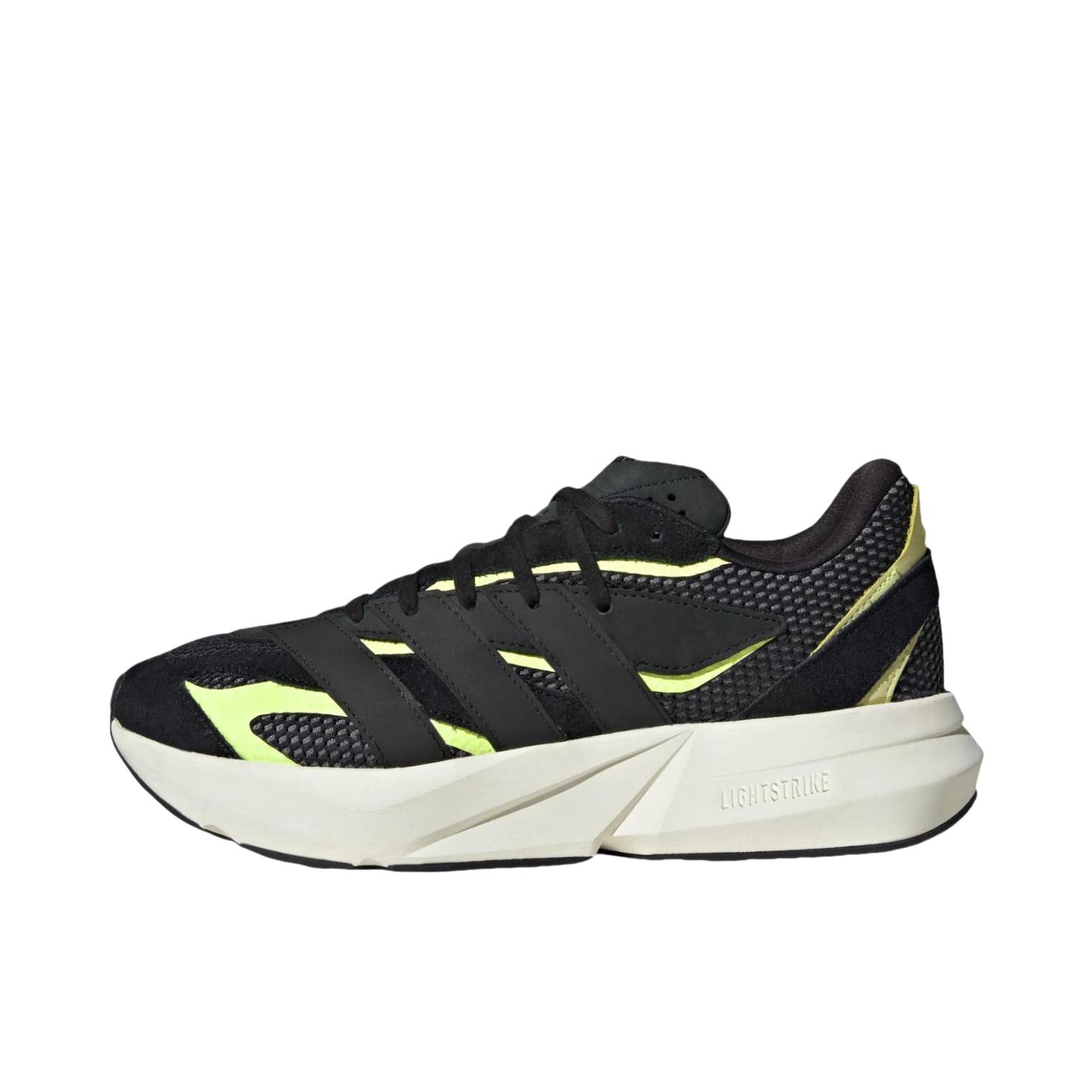 推荐商品：adidas Lightblaze 运动休闲鞋 简约防滑耐磨低帮回弹轻运动 黑色