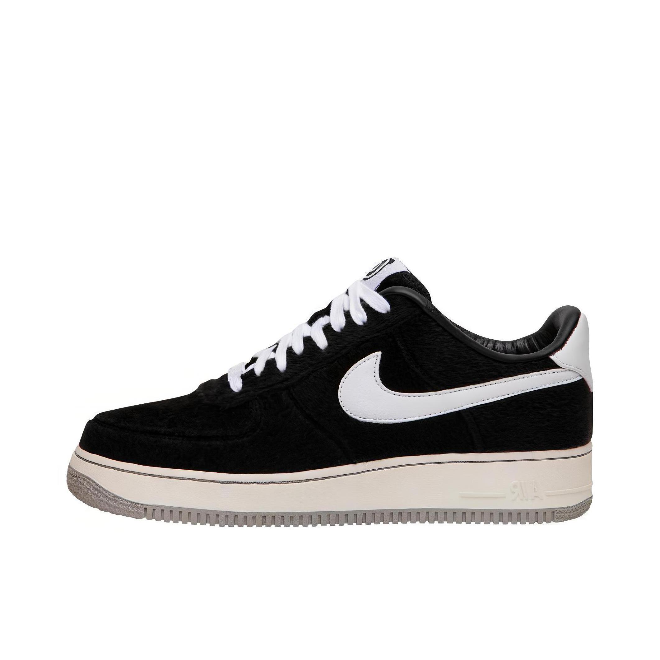 推荐商品：Nike Air Force 1 空军一号 板鞋 轻便舒适百搭耐磨防滑复古 Bearbrick 浅棕绒毛
