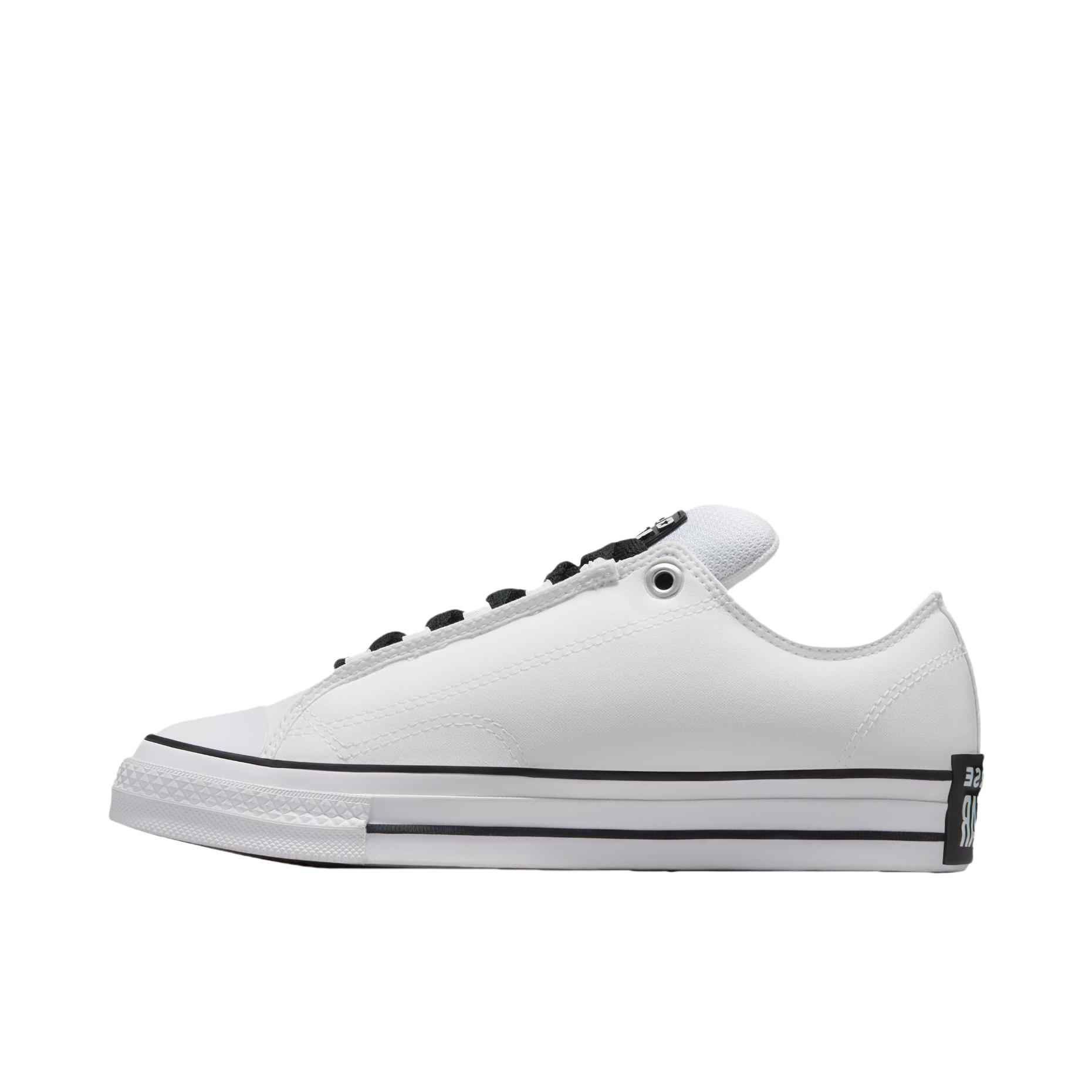 推荐商品：Converse/匡威 CHUCK TAYLOR Puff 帆布鞋 防滑低帮圆头橡胶 女款/白色