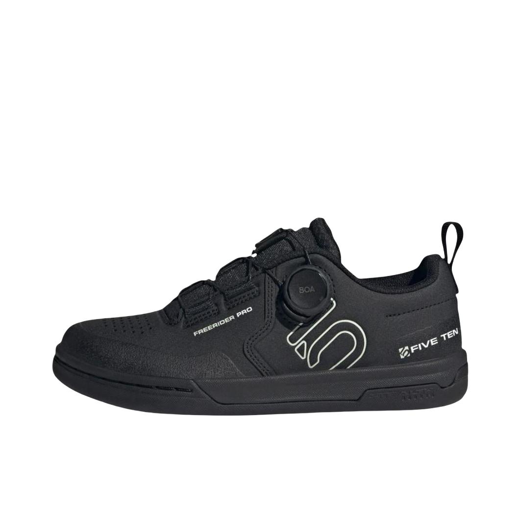 推荐商品：adidas Five Ten Freerider Pro 运动休闲鞋 减震防滑轻便耐磨透气贴合 女款/黑色