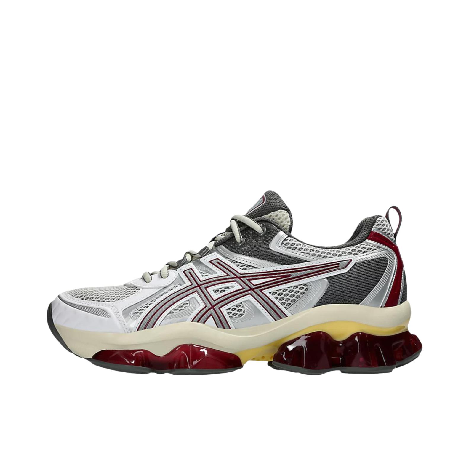 推荐商品：Asics/亚瑟士 Gel-Quantum Kinetic 跑鞋 人造革减震防滑耐磨拼接网面透气圆头合成革复古长跑 银色/灰色
